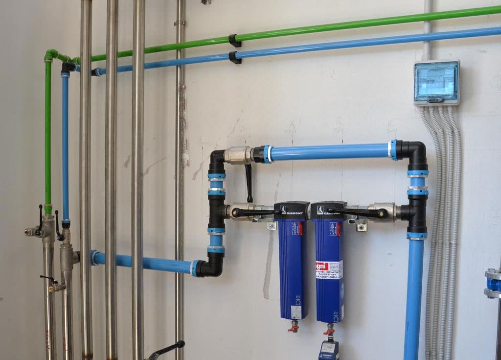 Piping installation of compressed air and nitrogen piping